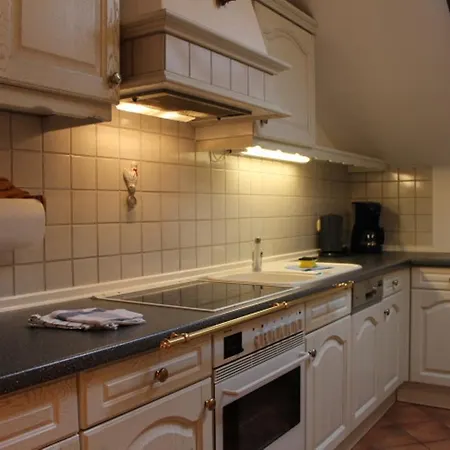 Konukevi Kurparkpension Stephan 3*